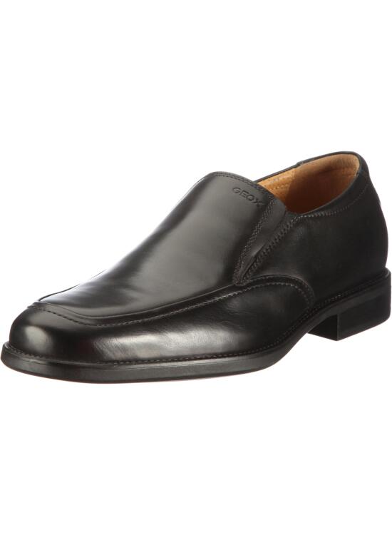 Análisis de Calzado Masculino: Innovación y Bienestar en Cada Paso