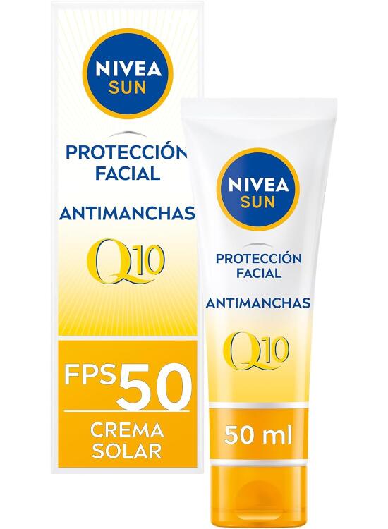 NIVEA SUN Protección solar Facial UV Antiedad & Antimanchas FP50 (50 ml), 0% residuos, crema hidratante con Q10