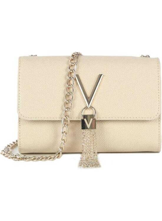 Explorando la Esencia de un Accesorio Distinguido