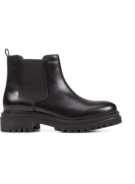 Innovación y Confort en el Diseño de Calzado Femenino