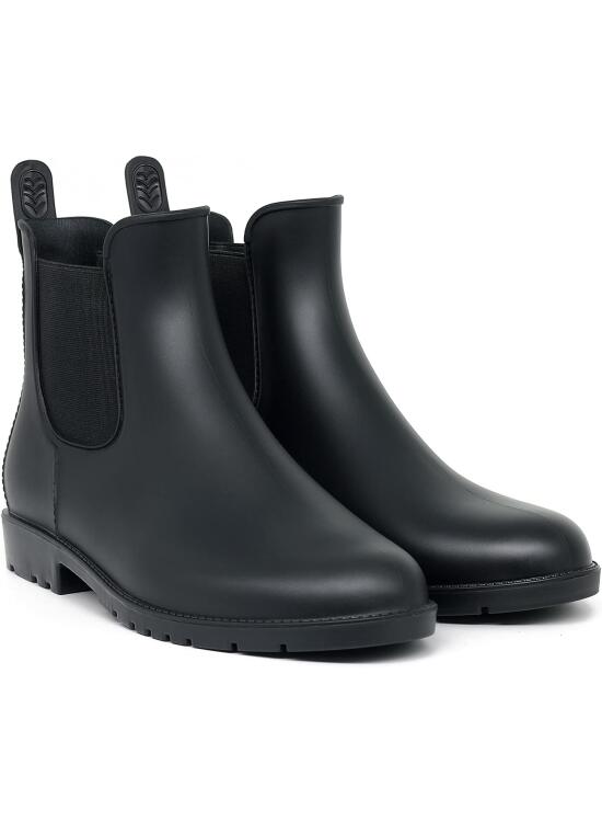 Versatilidad y Confort: Un Análisis de las Botas Chelsea Impermeables