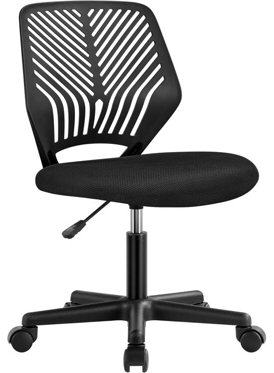 Análisis Detallado de una Silla de Oficina Esencial y Compacta