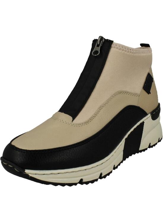 Un Vistazo Detallado a un Modelo de Calzado Femenino