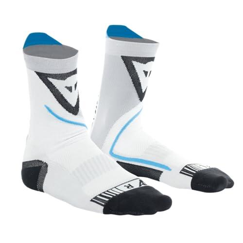 Mantén tus pies frescos y secos en moto: Análisis de los Dainese Dry Mid Socks