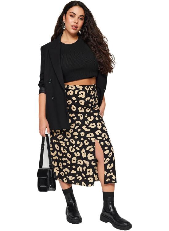 Trendyol Midi Acampanada Mujer, Falda Tejida de Talla Grande