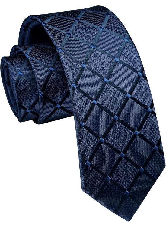 Elegancia al Cuello: Análisis de una Corbata Clásica