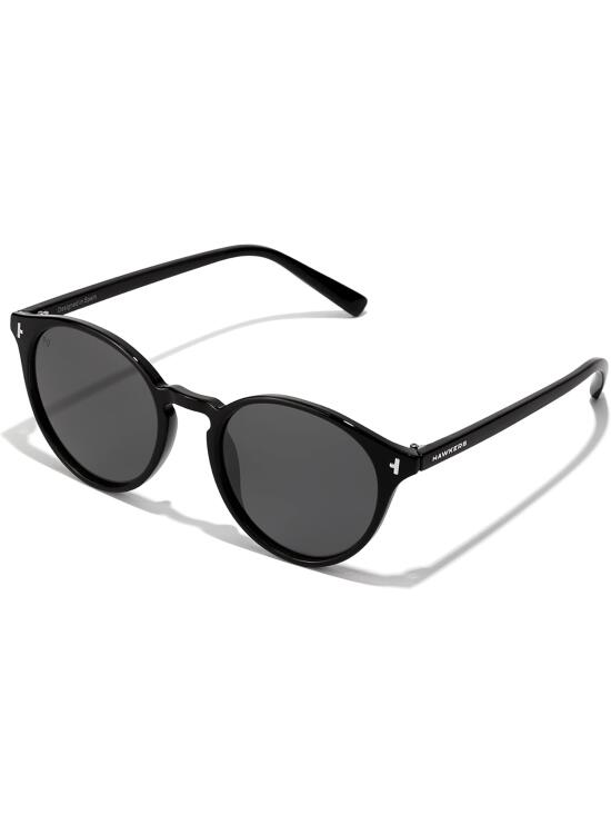 Un Enfoque en el Diseño y la Funcionalidad de Gafas de Sol Modernas