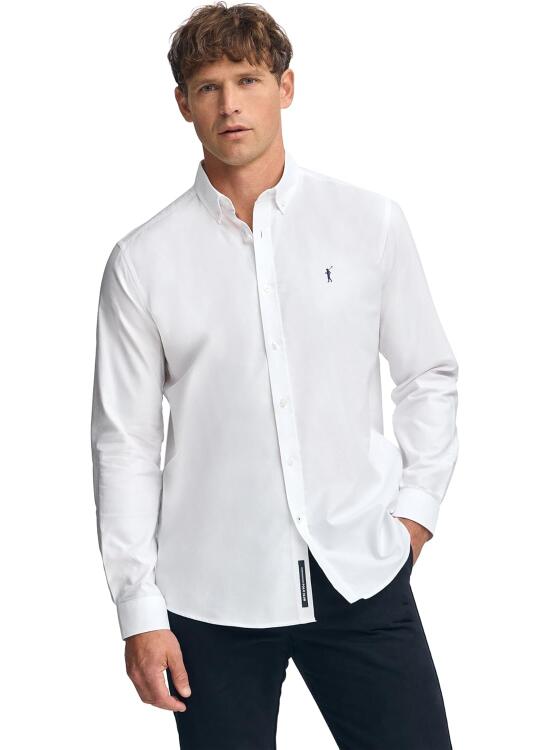 Análisis de la Camisa Oxford para Hombre: Versatilidad y Confección