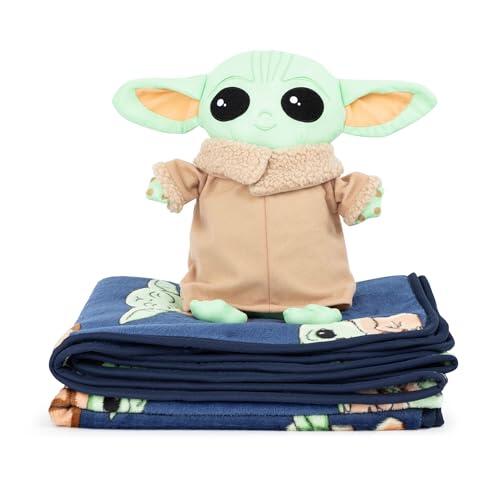 El lado más tierno de Star Wars llega al descanso infantil con este set de manta y almohada de Grogu