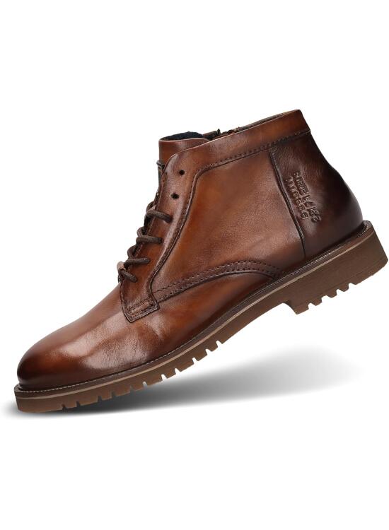 Análisis Objetivo: Calzado Masculino con Atributos de Diseño y Funcionalidad