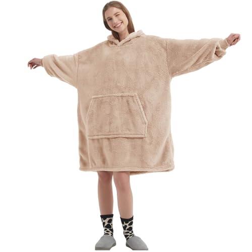 FELOVE es una sudadera con capucha y mangas con un bolsillo grande, que es una manta portátil ultra suave y cómoda para adultos, y que es cálida y tiene una talla única.