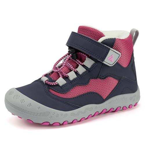 Calzado Outdoor para Niñas: Un Análisis Funcional y de Diseño