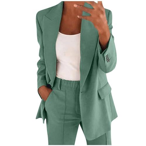 Análisis Detallado: Conjunto de Dos Piezas Femenino con Chaqueta y Pantalón
