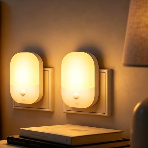 2 Piezas Luz Nocturnas infantil con Enchufe, Sensor de Luz Inteligente Crepuscular, 5 Brillos Regulables, 3 Modos, Blanca Cálida Noche para Habitación Bebé, Escalera, Cocina, 0,3W Sin Control Remoto