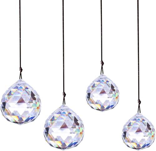 Magia de luz y color: El arte de decorar con colgantes de cristal