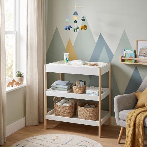 Guía de compra: Estantería cambiador Oupilu de [en.casa] para la habitación infantil