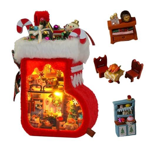 Kit de casa de muñecas en miniatura, modelo de habitación mini construido a mano con luz LED cálida, kit de manualidades en forma de calcetín de Navidad para adultos, decoración navideña del hogar